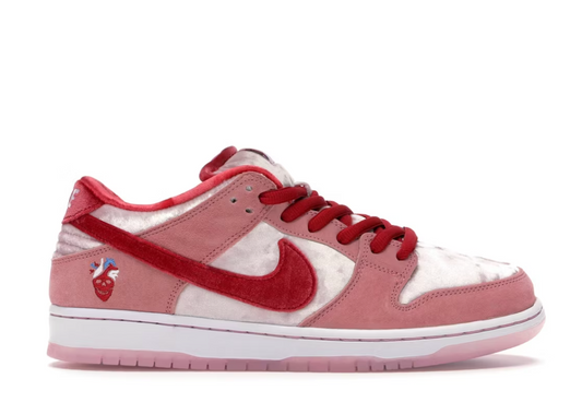 nike dunk sb low strangeLove skateboards