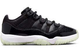 Jordan 11 Retro Low 72-10