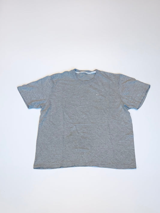 Vintage Nike Tee Grey