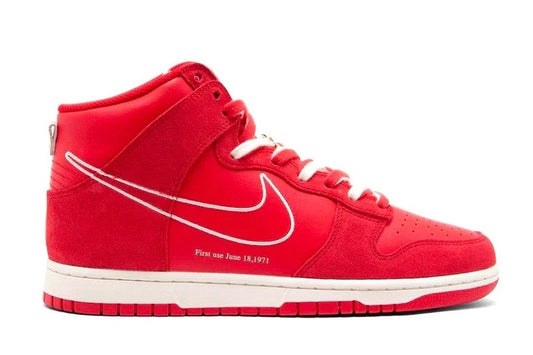Nike Dunk High First Use Red